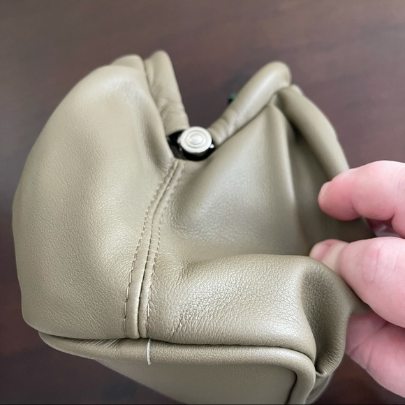 Super soft leather handbag - Picture 12 of 13